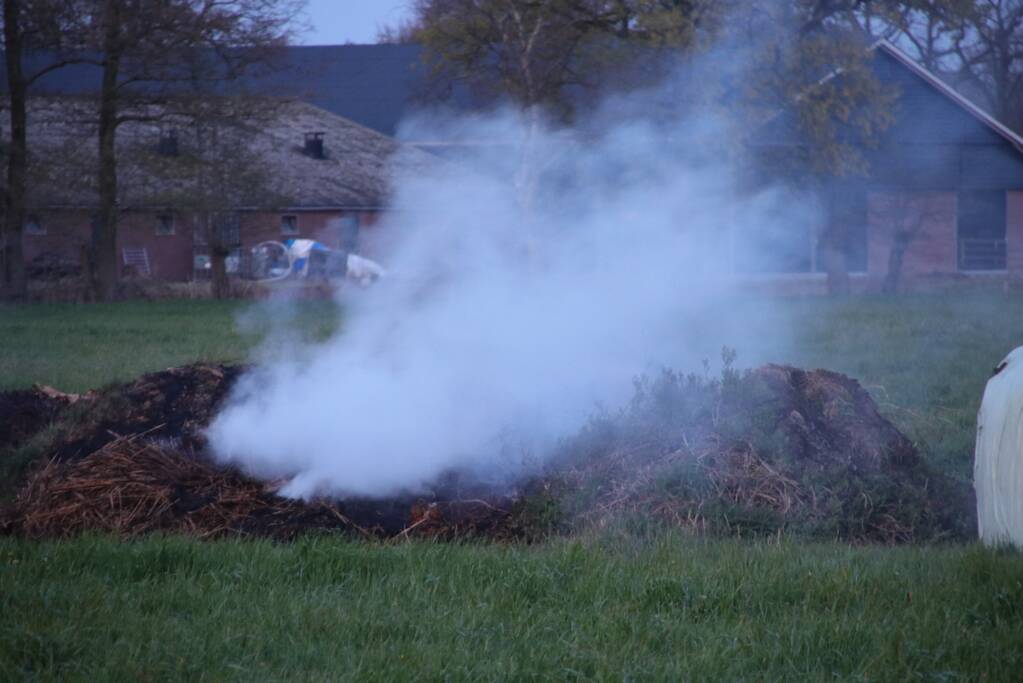 Broei veroorzaakt afvalbrand met veel rookontwikkeling