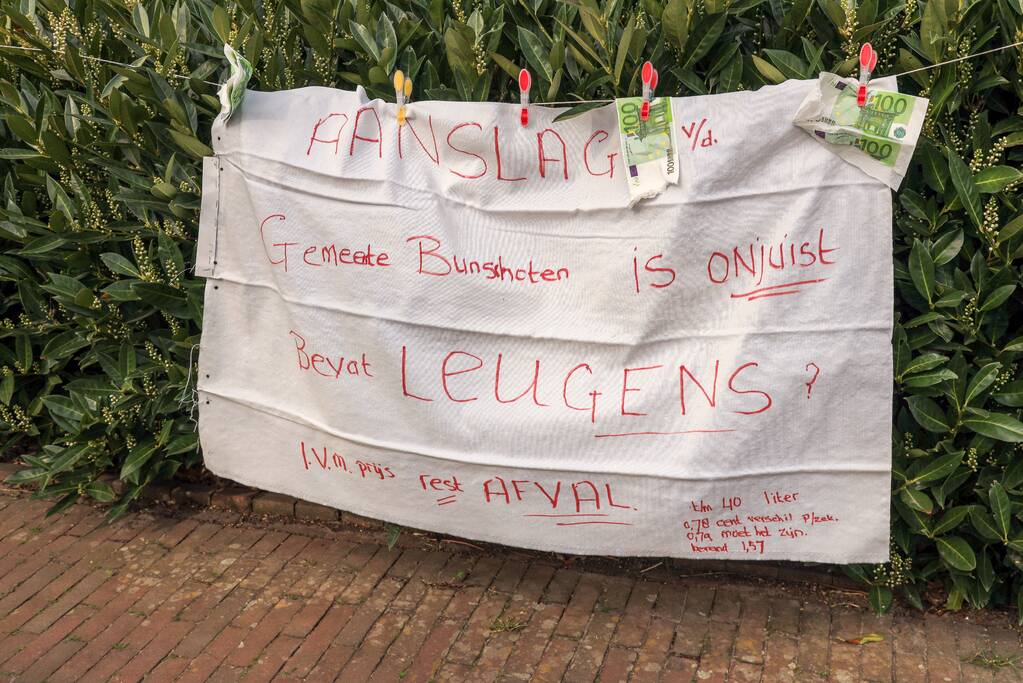 Demonstrant 'Bob' laat zich niet wegsturen