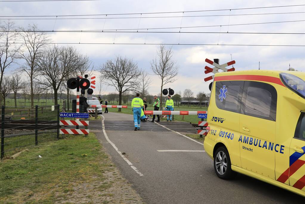 Schennispleger uit stilstaande trein gehaald en gearresteerd