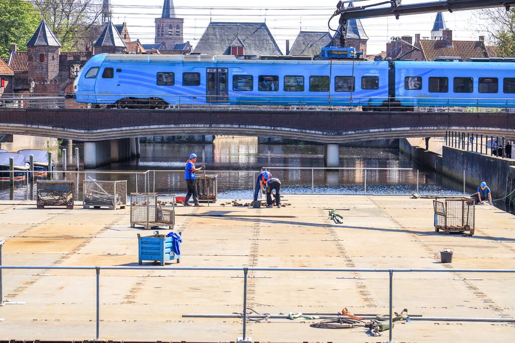 Podium Koningsdag 2019 in volle gang
