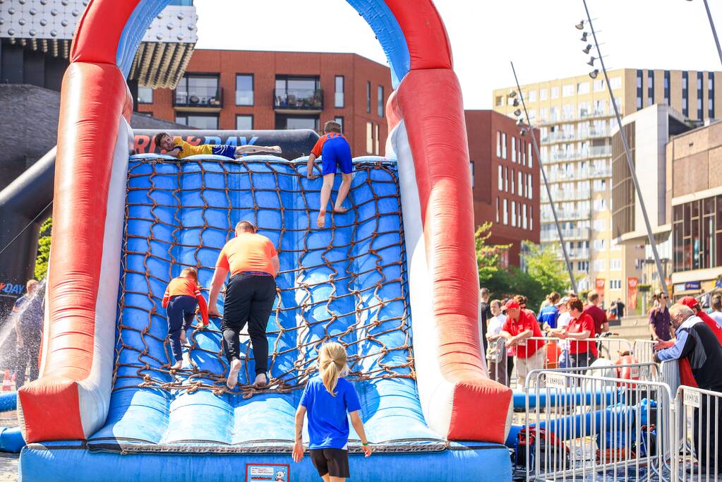 800 sporters rennen mee in Obstacle Run
