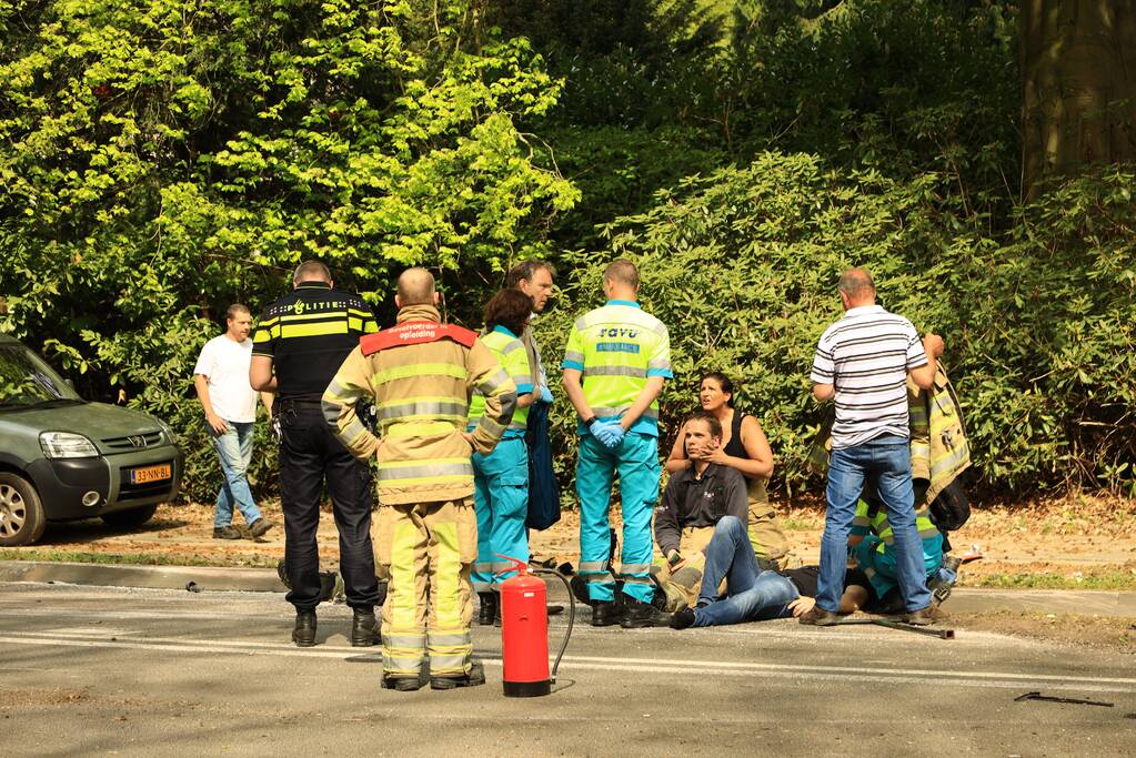 Brandweerwagen crasht tijdens spoedrit