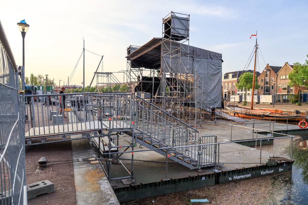 Opbouw route Koningsdag in volle gang