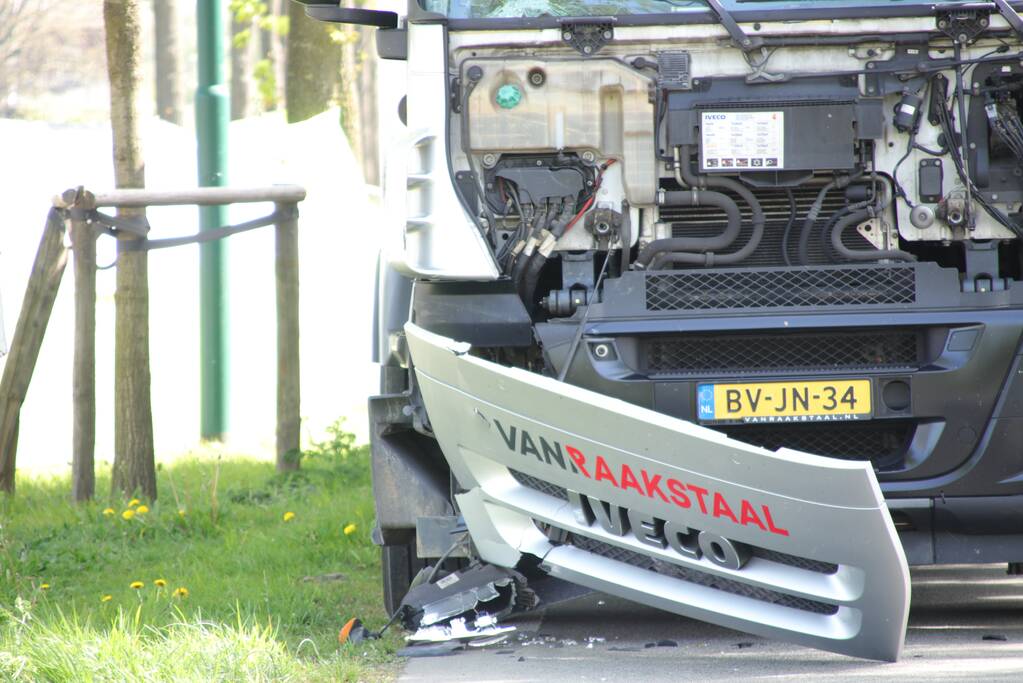 Fietser overleden na aanrijding met vrachtwagen