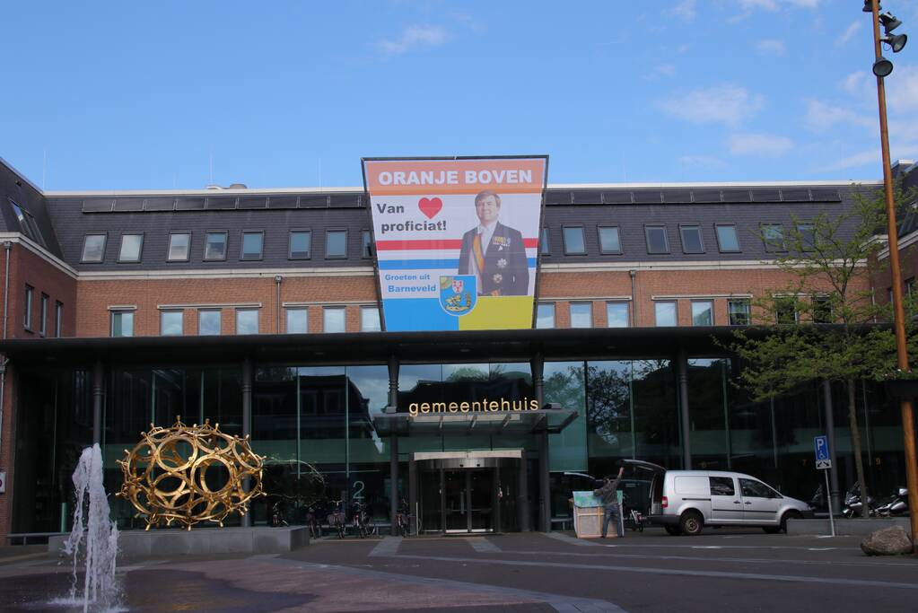 Dipje op feestvreugde in de voorbereidingen op Koningsdag