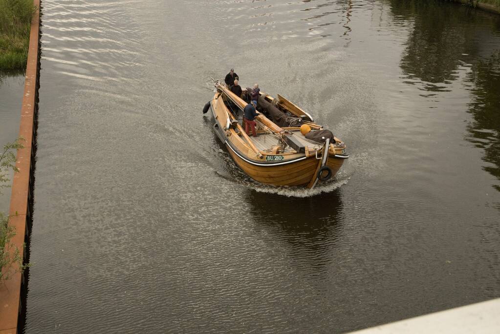 Botter BU.20 verlaat Eemplein