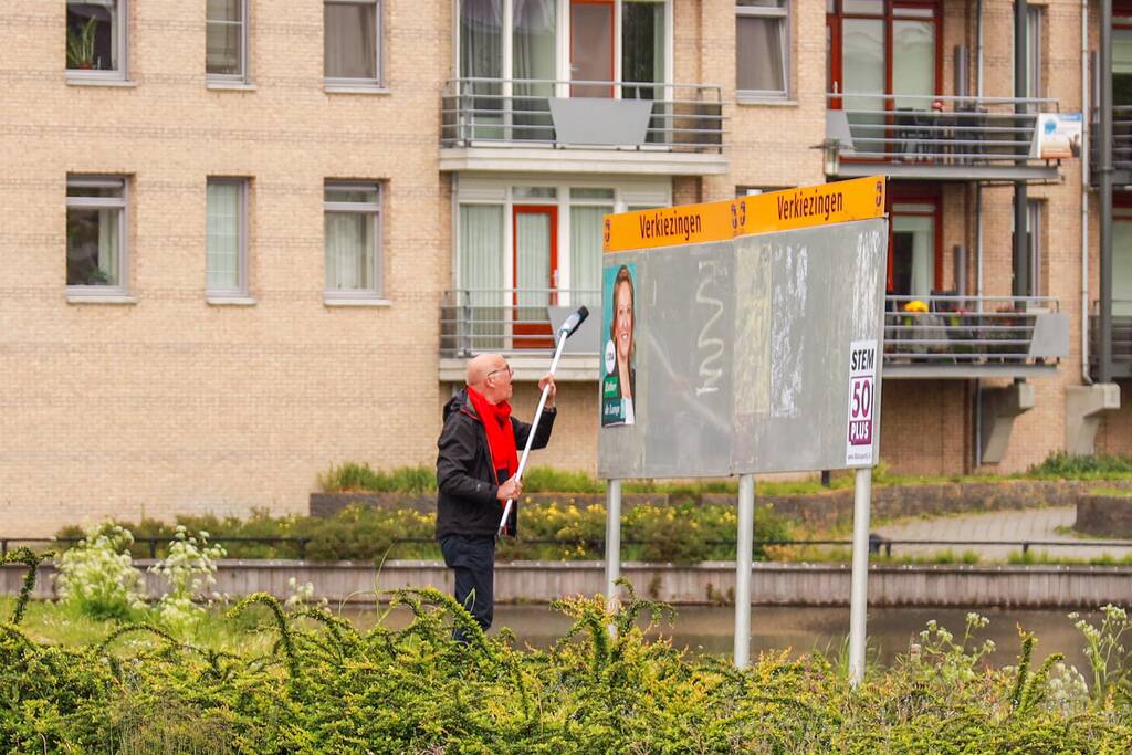 Start beplakking stembord voor Europese parlementsverkiezingen