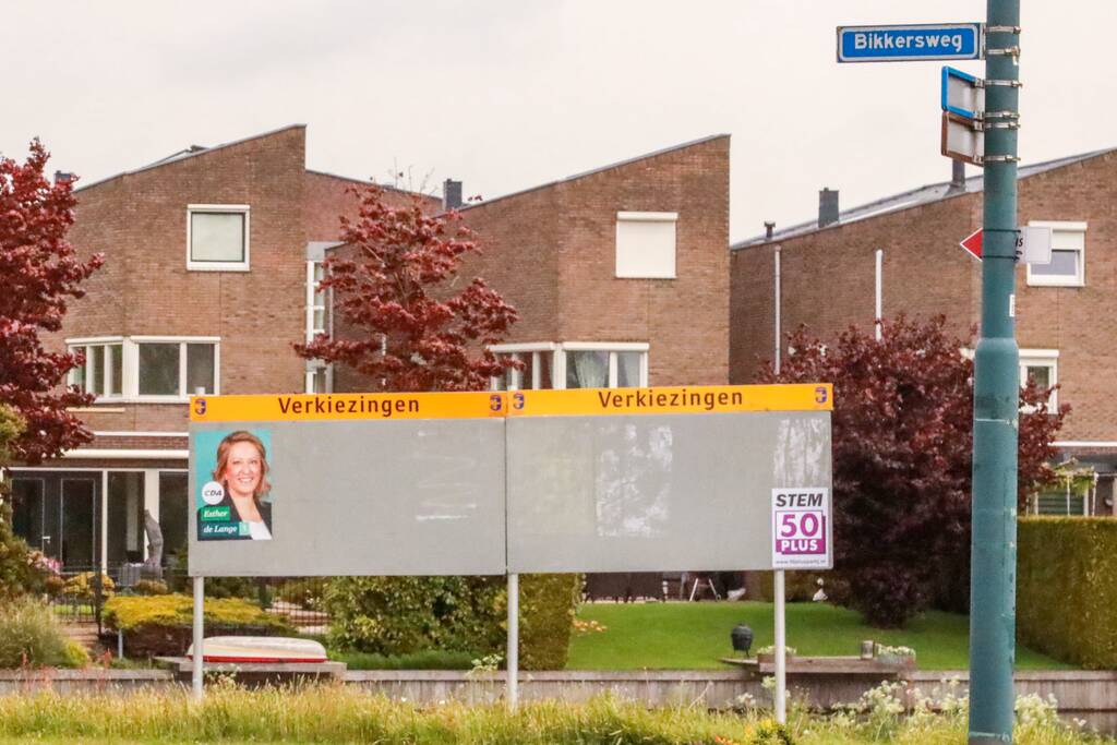 Start beplakking stembord voor Europese parlementsverkiezingen