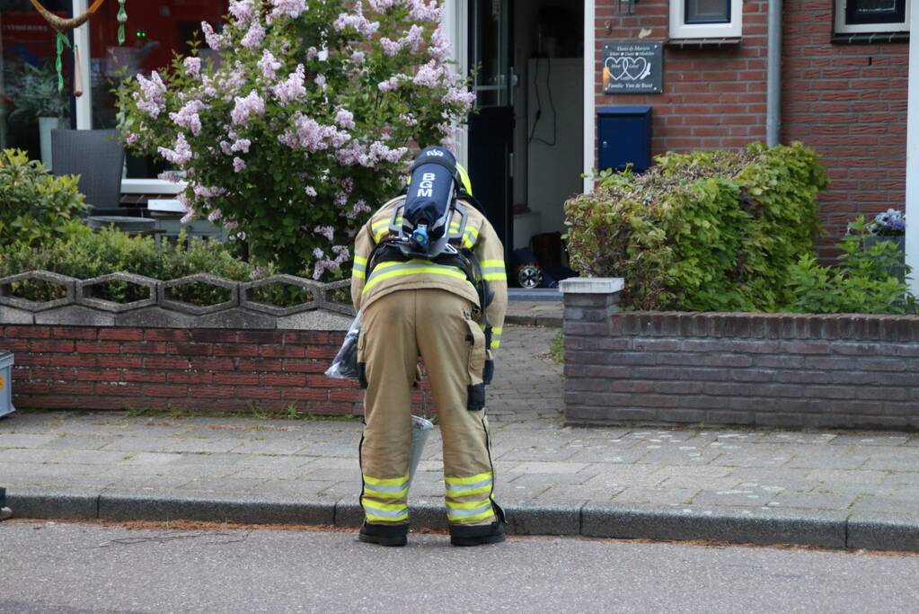 Brand in schoorsteen van woning