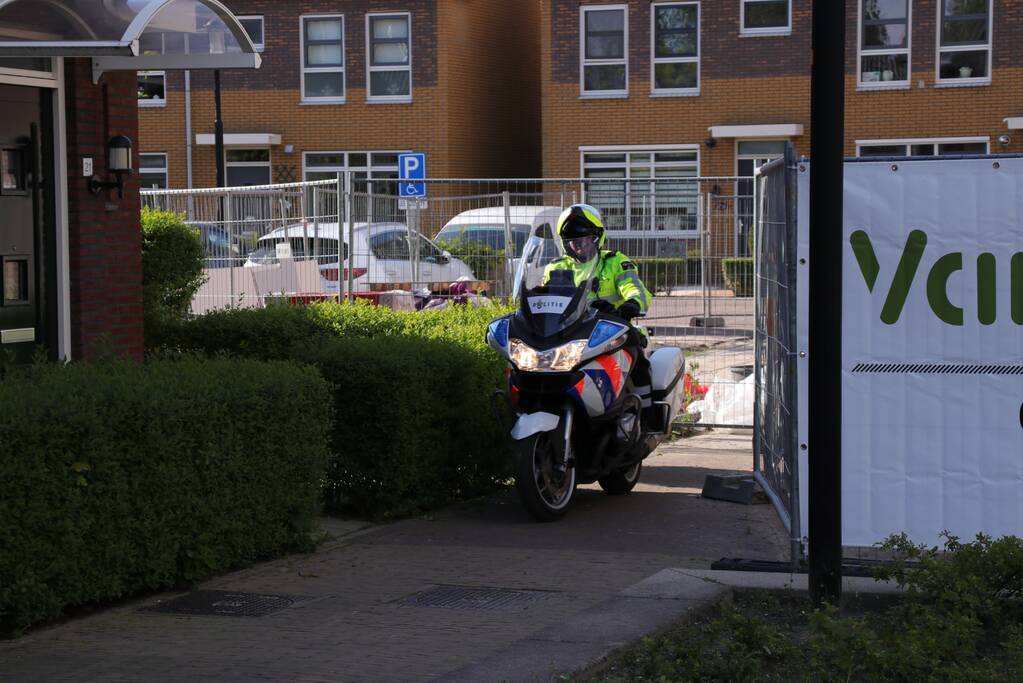 Afzuigkap in brand door frituurpan