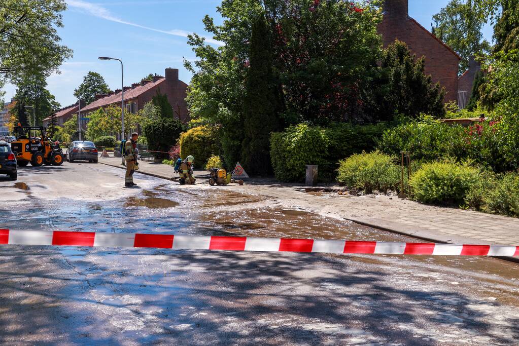 Sterke gaslucht bij sinkhole