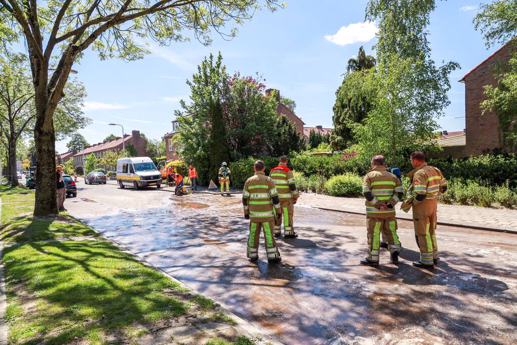 Sterke gaslucht bij sinkhole