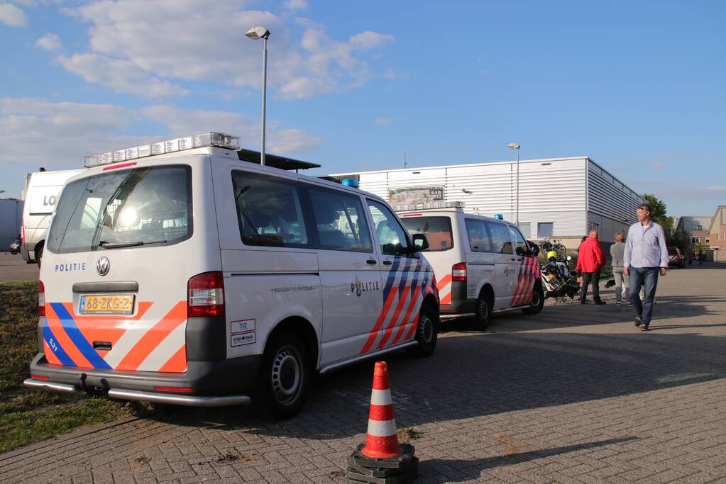 Loods verwoest door brand