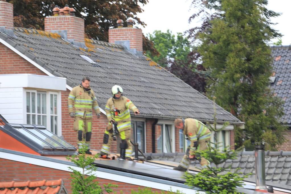 Veel rook bij brand in woning