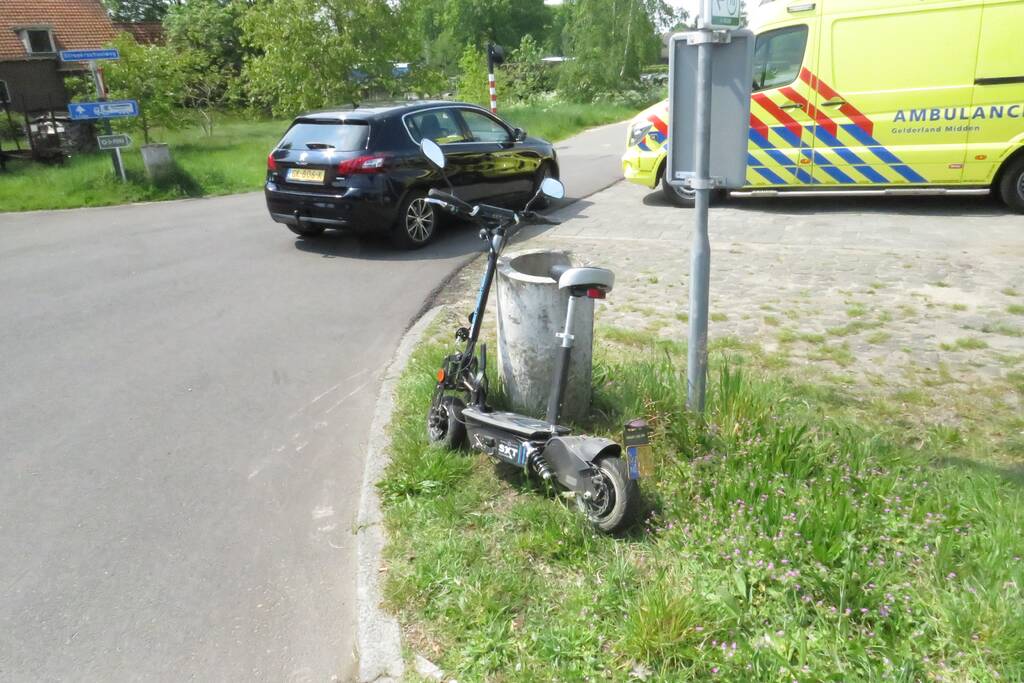 Man gewond na val met elektrische step