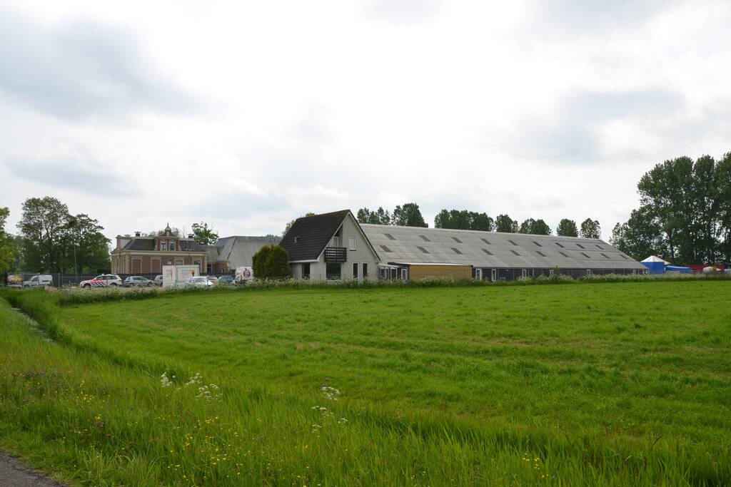 Ontmanteling drugslab in bedrijfspand in volle gang