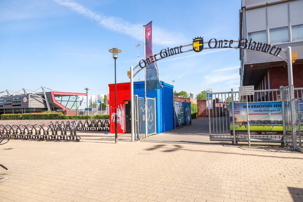 Transformatorhuisje Westmaas opnieuw beklad