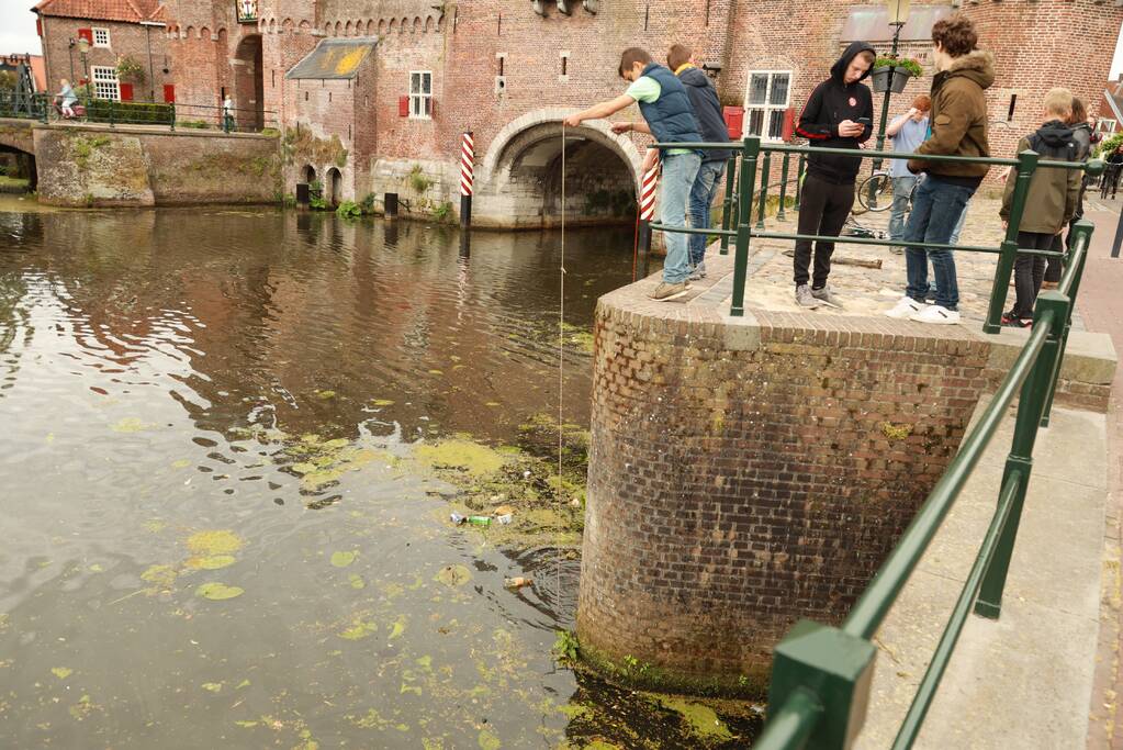 Magneetvisser vist bazooka op