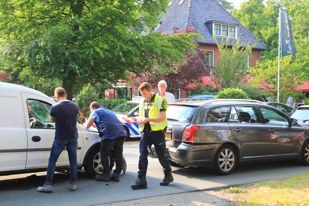 Veel schade bij kop-staart botsing