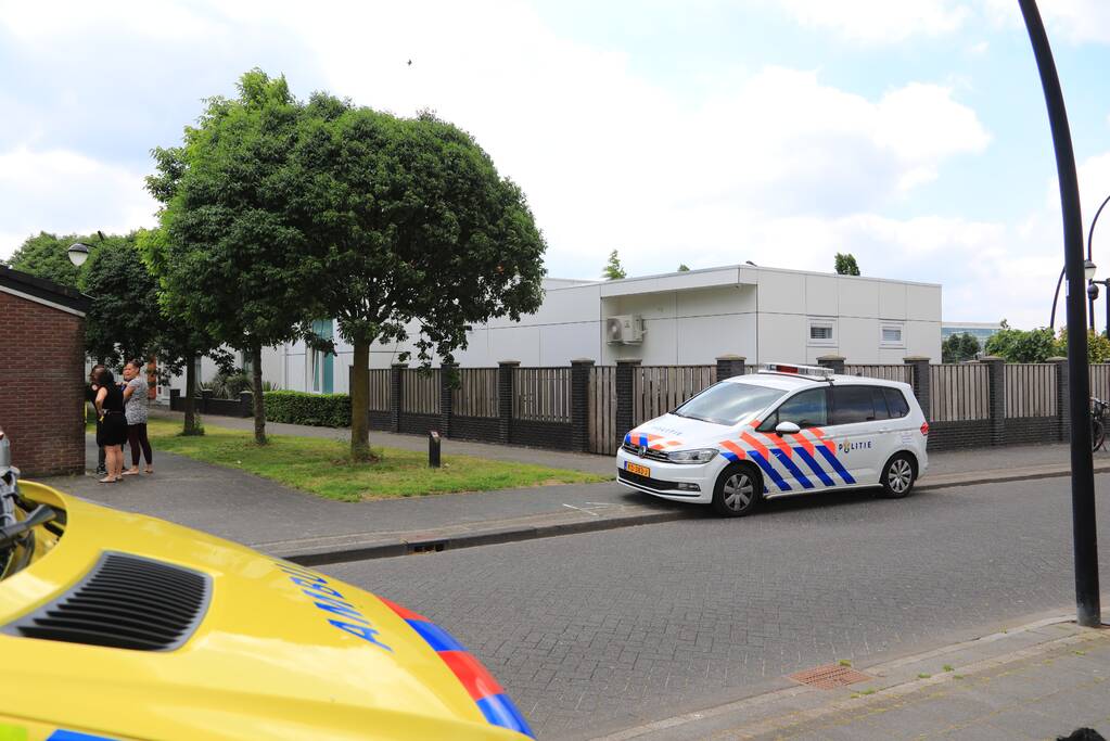 Man gewond na val van dak