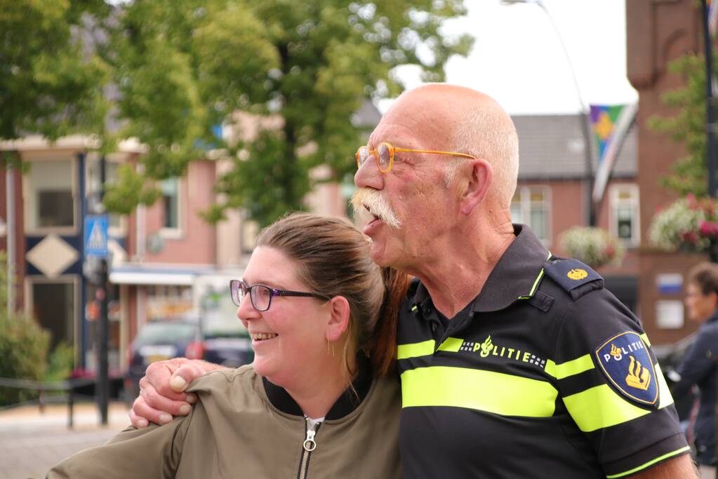 Wijkagent ruilt zijn wijk in voor pensioen