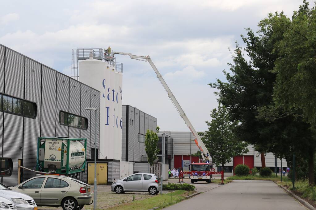 Bedrijfspand SanoRice ontruimd door brand