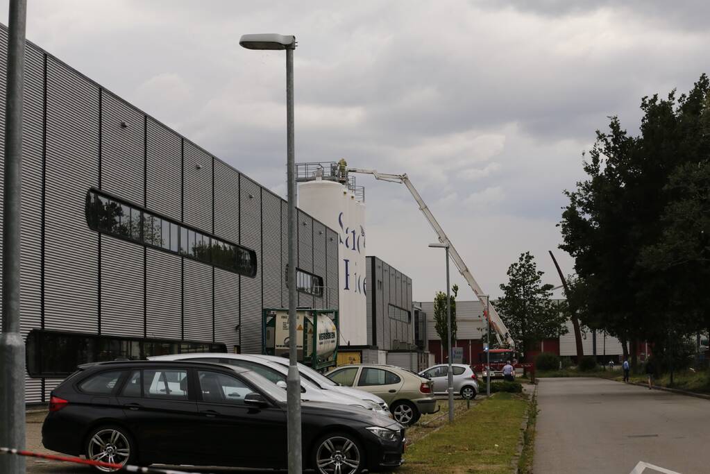 Bedrijfspand SanoRice ontruimd door brand