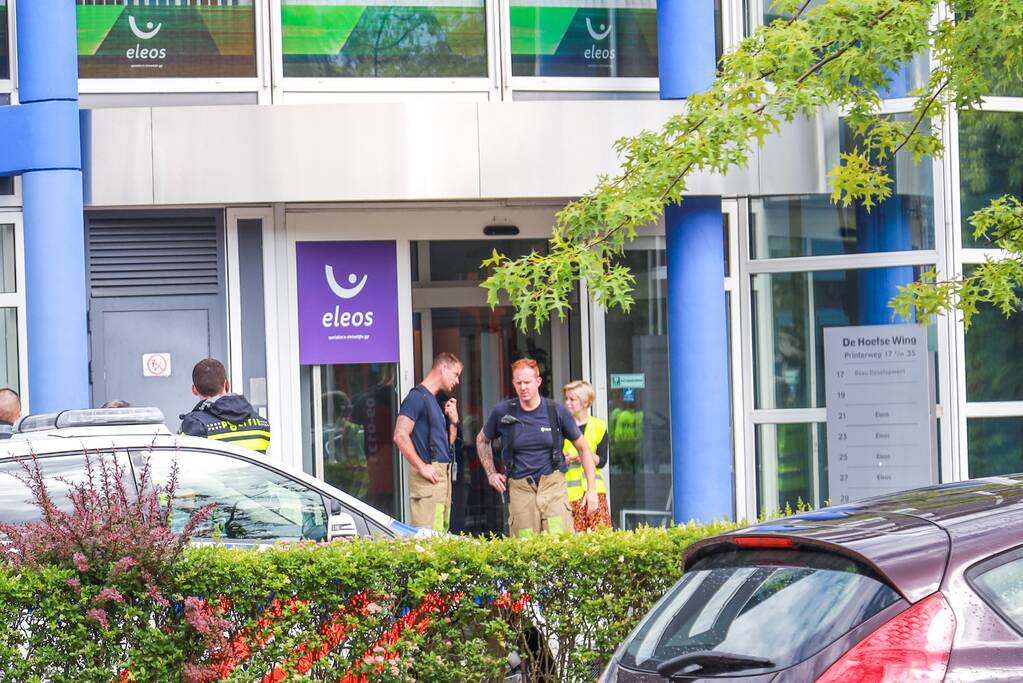 Bedrijf ontruimd na gaslucht