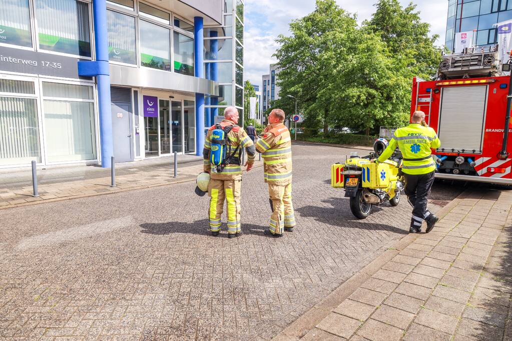 Bedrijf ontruimd na gaslucht