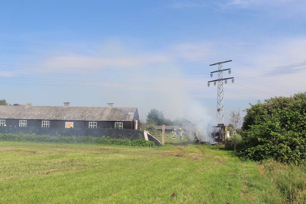 Schuur verwoest door brand