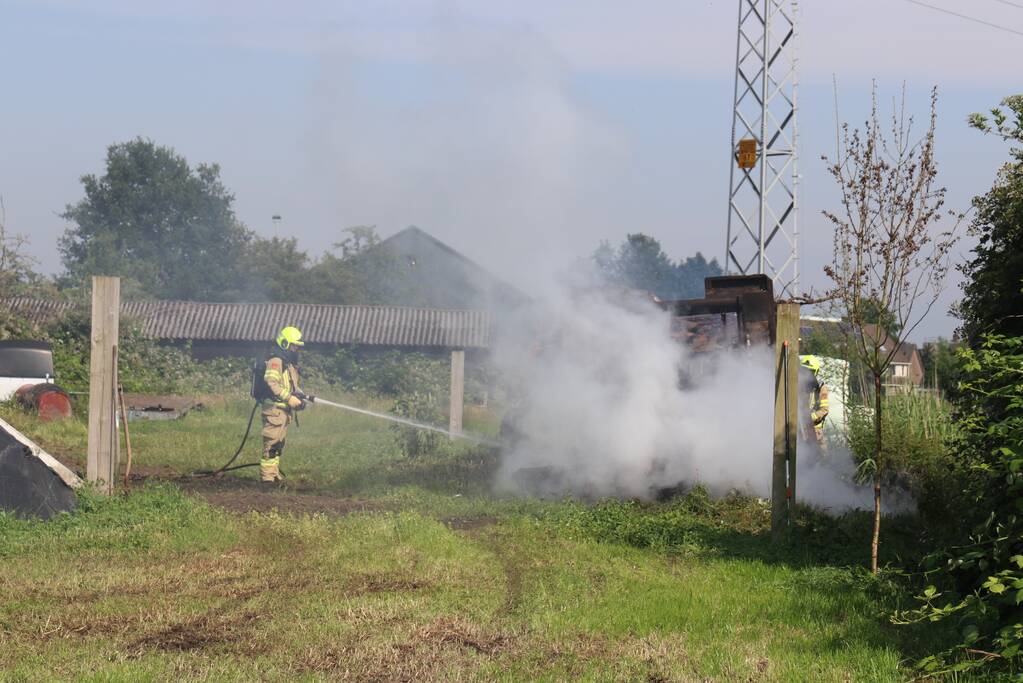 Schuur verwoest door brand