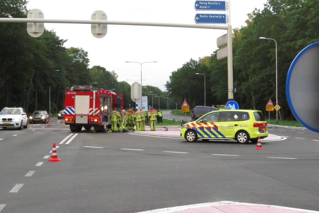 Zeer ernstige ongeval tussen twee voertuigen