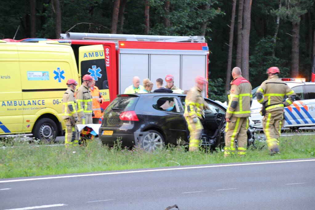 Zeer ernstige ongeval tussen twee voertuigen