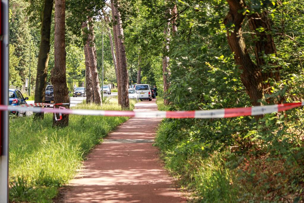 Stoffelijk overschot aangetroffen in bos