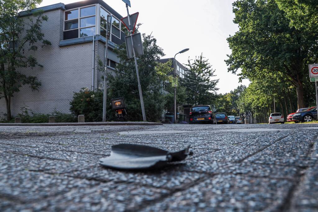 Weg afgesloten na ongeval