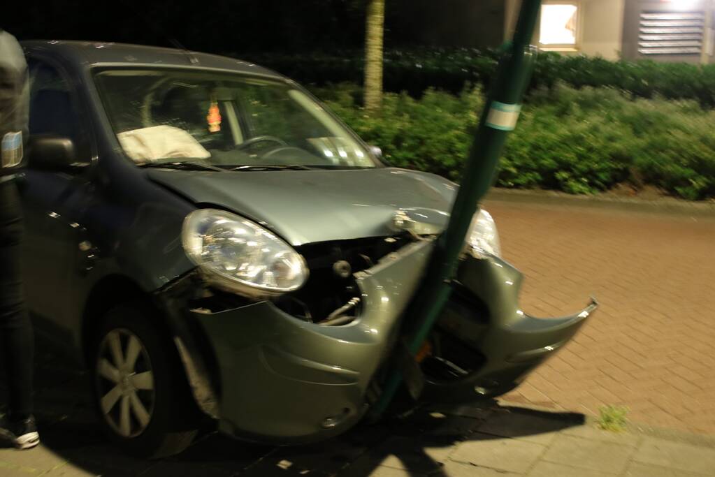 Auto total loss na uitwijkmanoeuvre