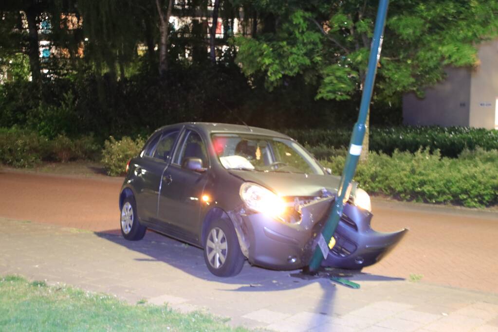 Auto total loss na uitwijkmanoeuvre