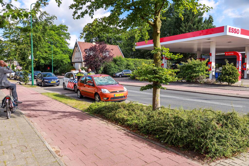 37-jarige voetganger ernstig gewond na aanrijding