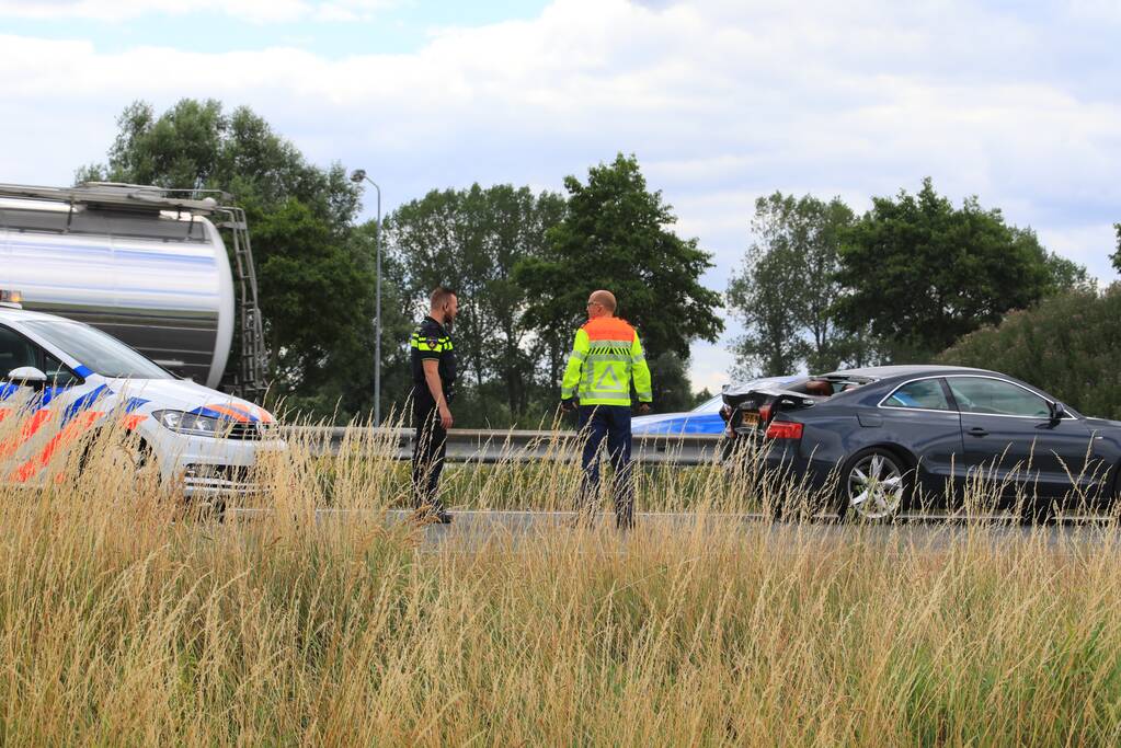 Snelweg afgesloten na ongeval