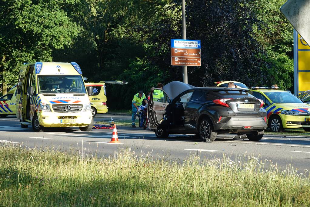 Vier gewonden bij aanrijding