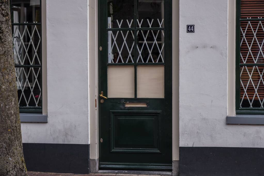 Lunchroom beschadigd door zwaar vuurwerk