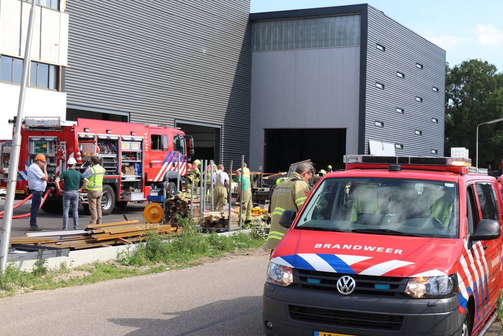 Zoutzuur afsluiter afgebroken in bedrijfshal