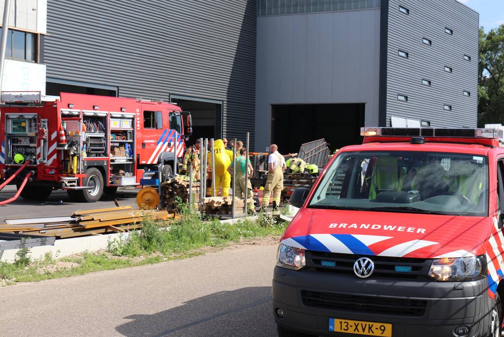 Zoutzuur afsluiter afgebroken in bedrijfshal