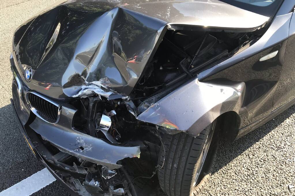 Flinke schade en lange files na ongeval