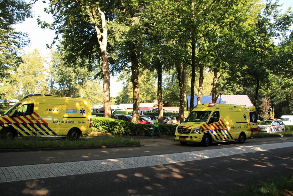 Mountainbiker en voetganger gewond door aanrijding