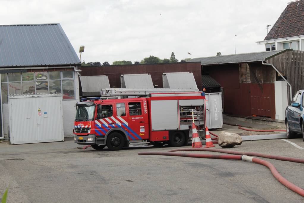 Pand Vergeer Kaas ontruimd door brand in productieruimte