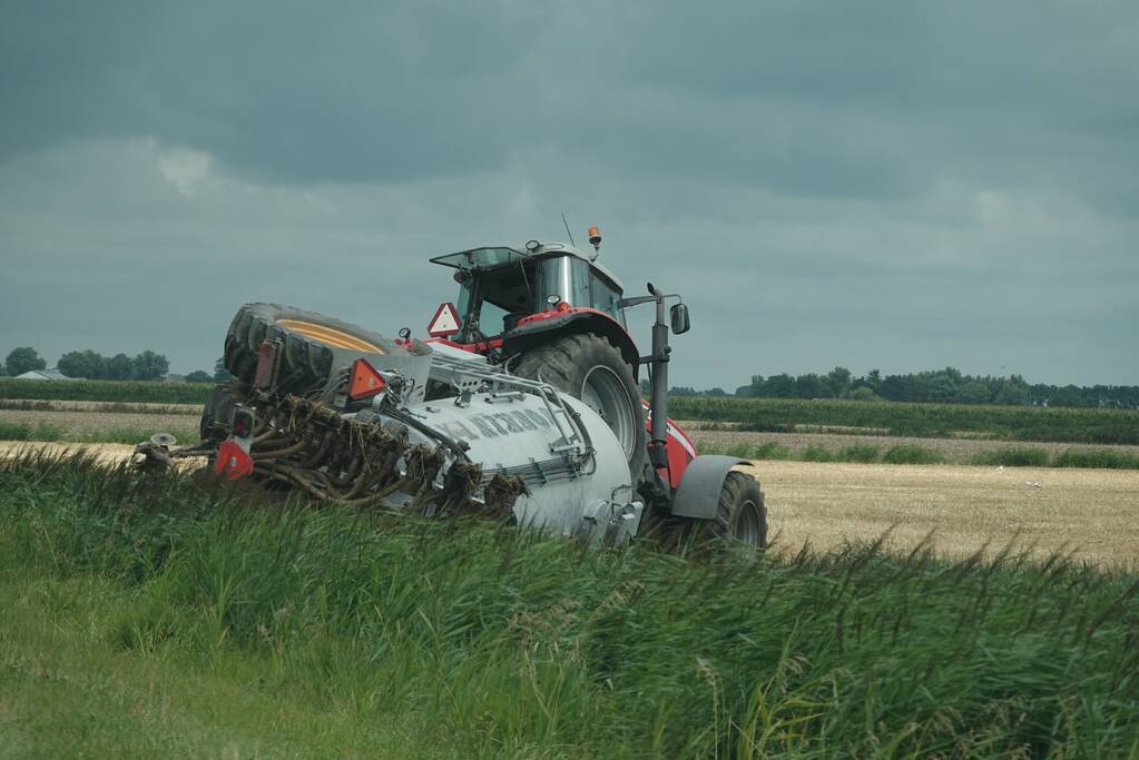 Giertank kantelt in weiland