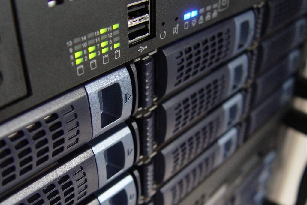 Onderzoek naar lekken informatie aanhouding zoon Halsema