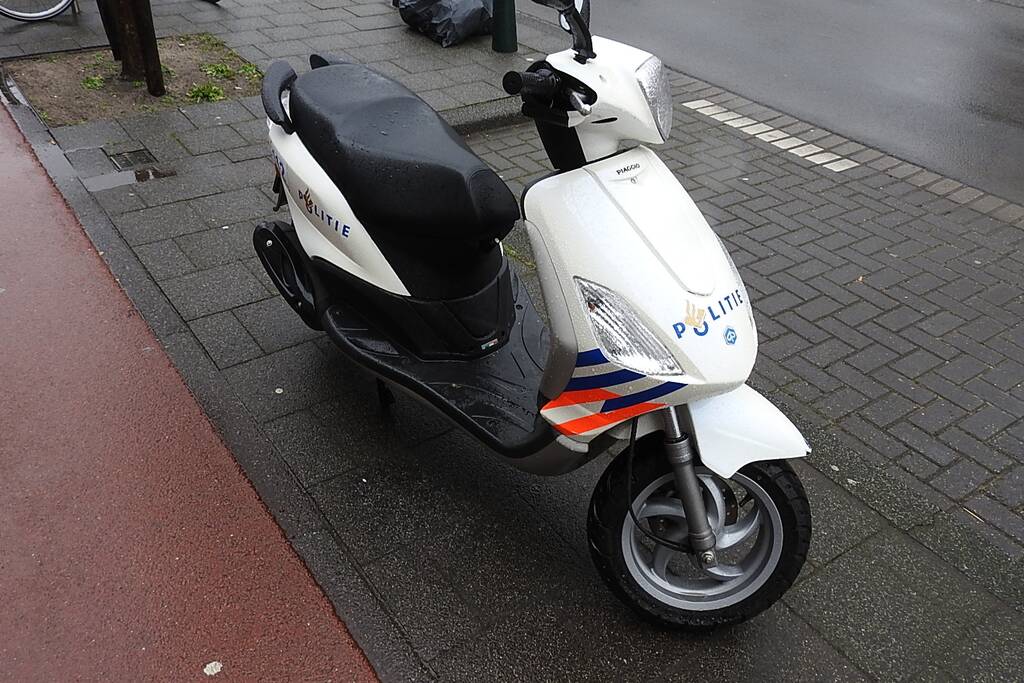 Man aangehouden met 44 gripzakjes hennep op zak