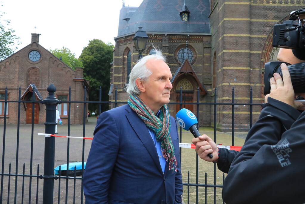 Verdacht pakketje gevonden bij Sint Vituskerk